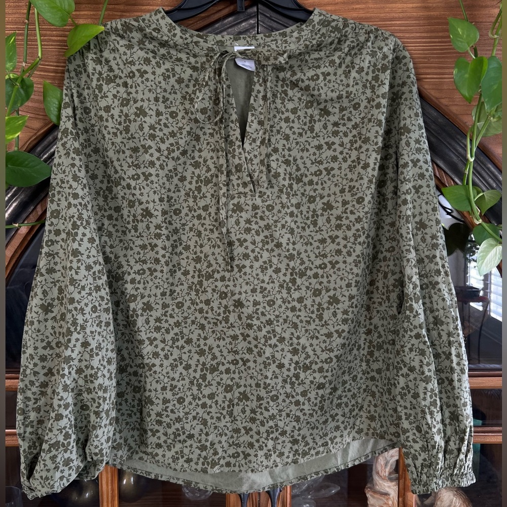 Melrose and Market Olive Floral Blouse
